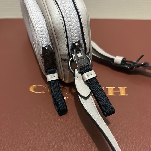 Coach Mini Crossbody - Picture 3 of 4